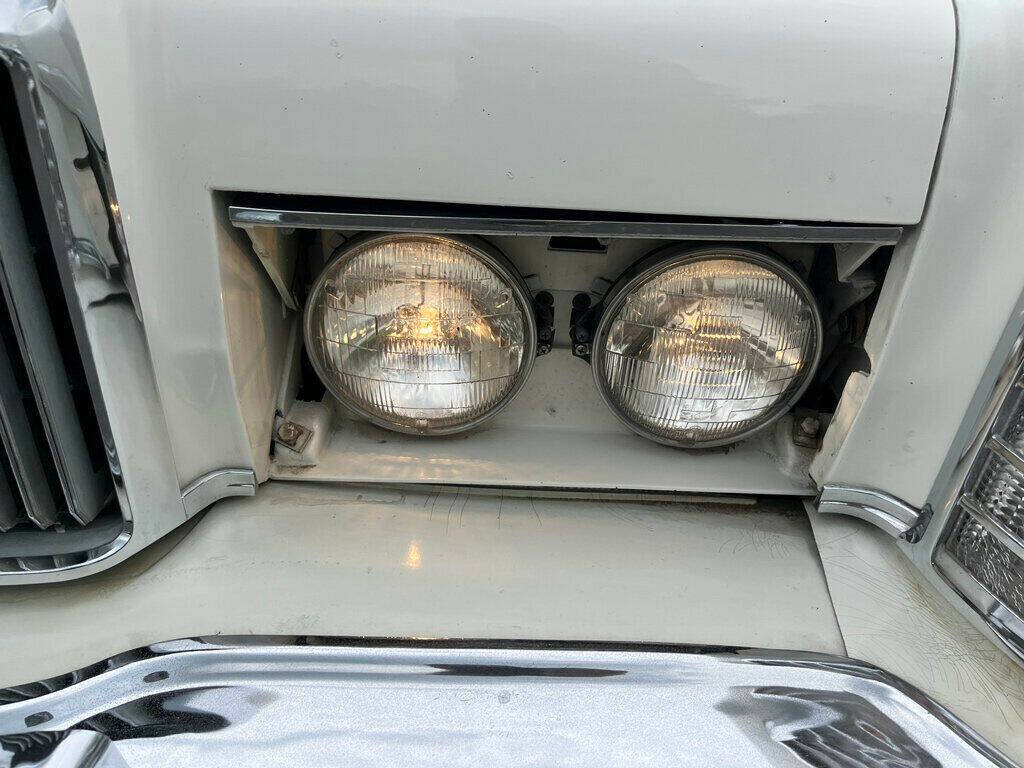 1976 Lincoln Continental 68