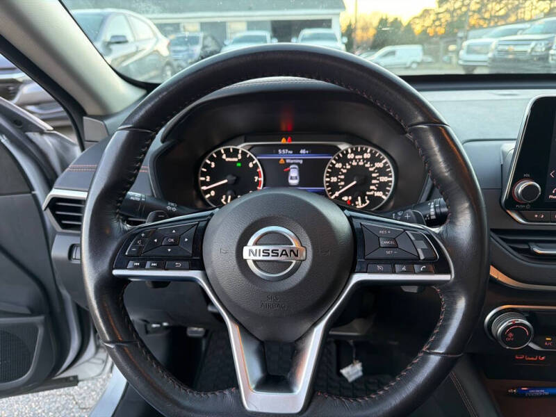 2021 Nissan Altima 2.5 SR