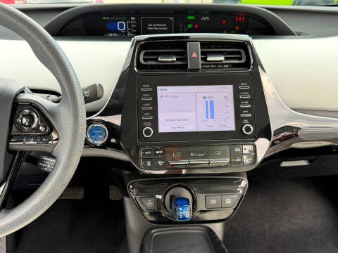 2020 Toyota Prius LE