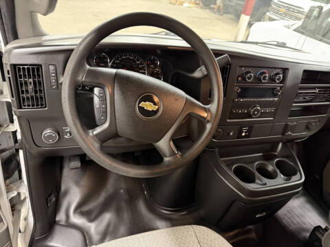 2016 Chevrolet Express 2500