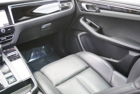 2023 Porsche Macan