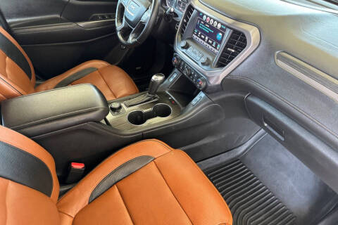 2017 GMC Acadia SLT-1
