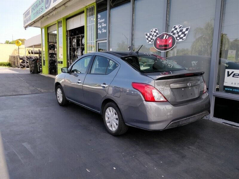 2018 Nissan Versa