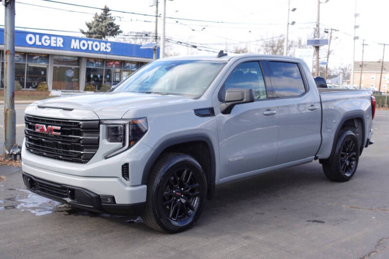 2024 GMC Sierra 1500 Elevation Standard