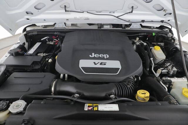 2016 Jeep Wrangler Willys Wheeler