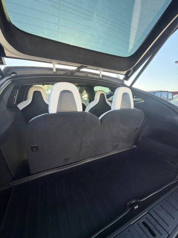 2024 Tesla Model X Plaid