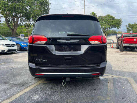 2017 Chrysler Pacifica