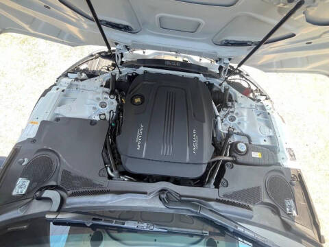 2021 Jaguar F-TYPE P300