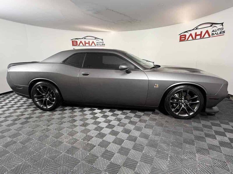 2020 Dodge Challenger