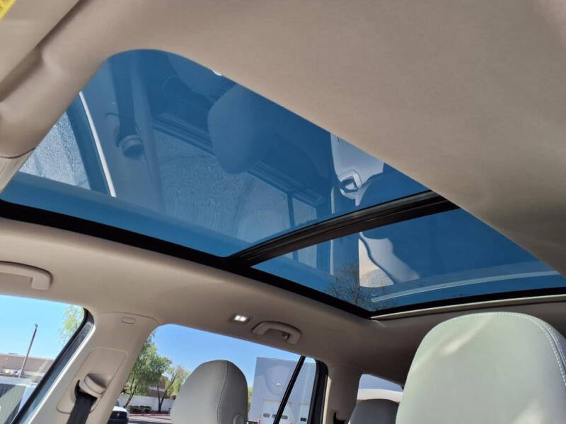 2025 Volkswagen Atlas SE