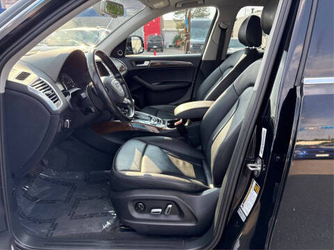 2017 Audi Q5 2.0T quattro Premium Plus