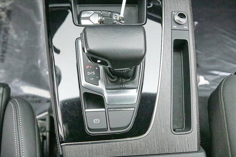 2023 Audi Q5 Sportback quattro S line Prem Plus 45 TFSI