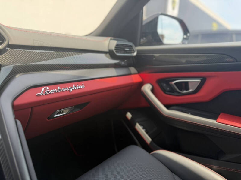 2021 Lamborghini Urus