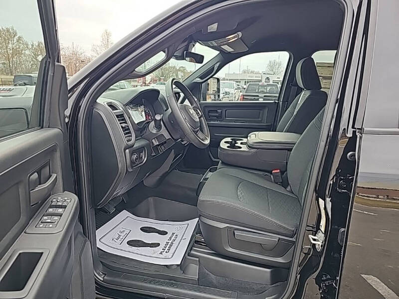 2026 RAM 2500 Black Express