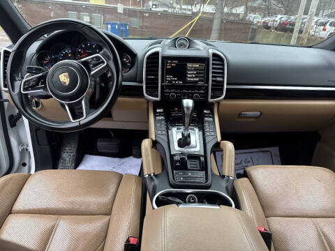 2016 Porsche Cayenne