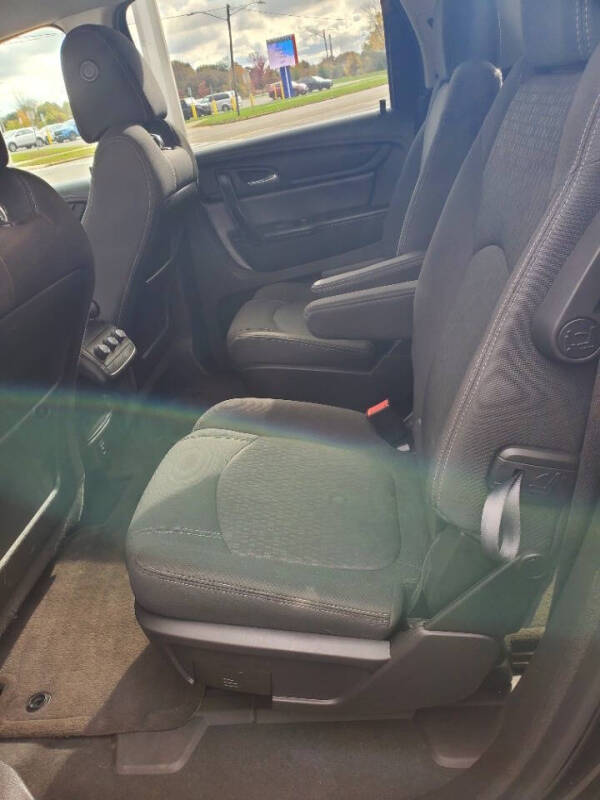 2016 GMC Acadia SLE-2