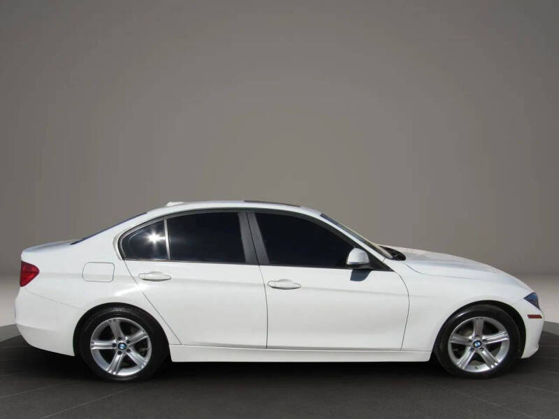 2015 BMW 3 Series 320i