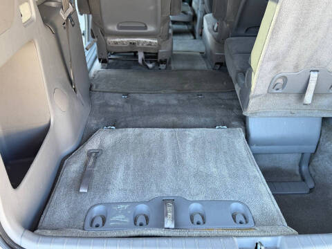 2005 Toyota Sienna LE 7 Passenger