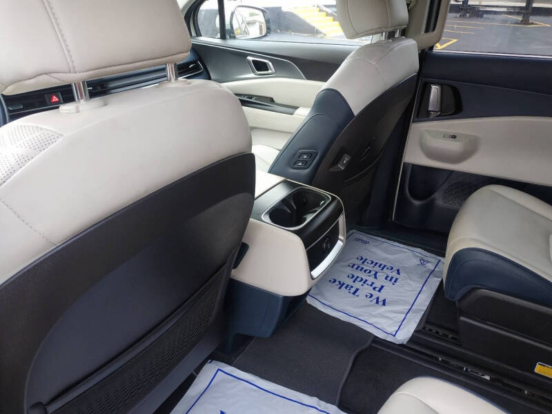 2025 Kia Carnival Hybrid EX