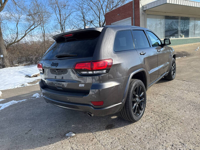 2020 Jeep Grand Cherokee Altitude