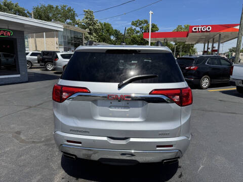 2018 GMC Acadia Denali