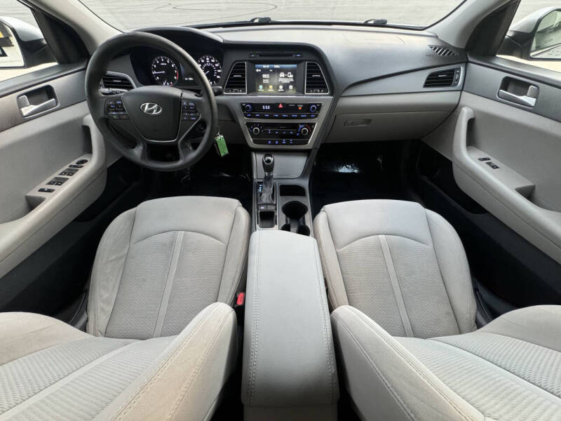 2016 Hyundai Sonata SE