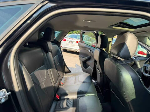 2017 Ford Focus Titanium