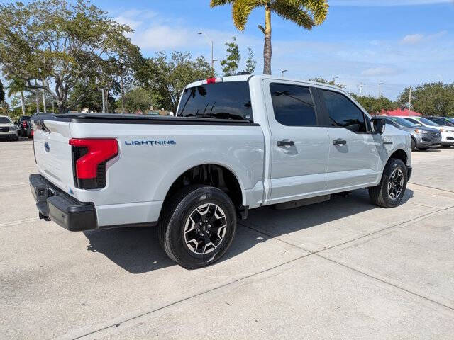 2023 Ford F-150 Lightning Pro