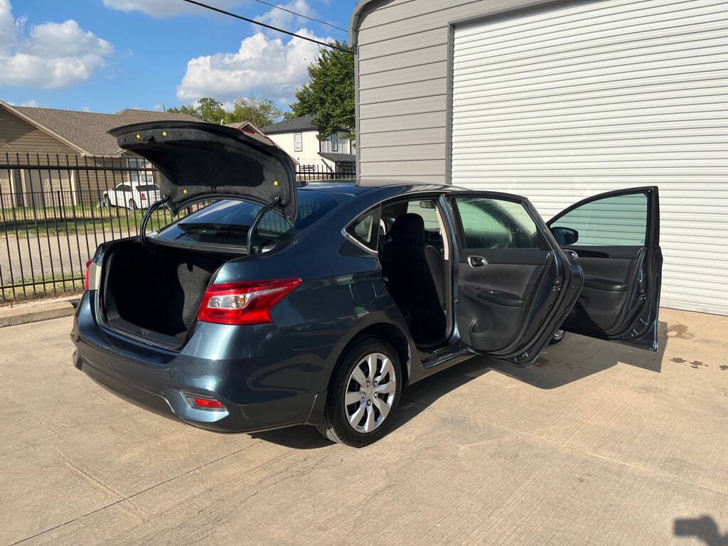 2016 Nissan Sentra for sale at Auto Haus Imports in Grand Prairie, TX