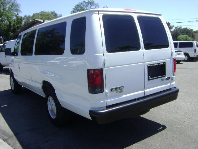 2009 Ford E-Series E-350 SD XL