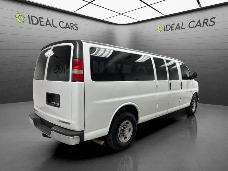 2004 Chevrolet Express 3500