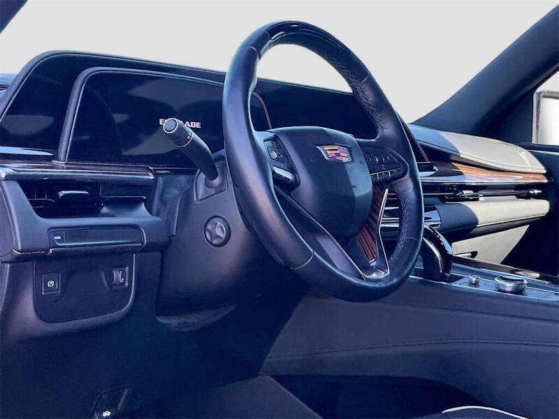 2024 Cadillac Escalade ESV Premium Luxury