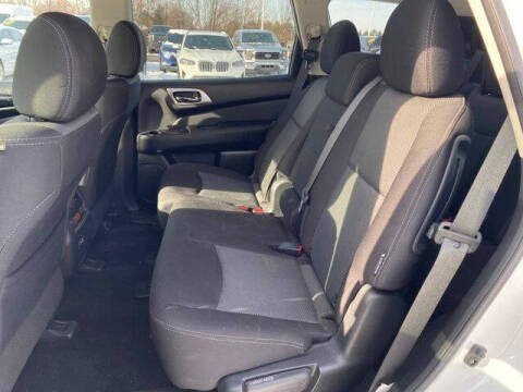 2020 Nissan Pathfinder S