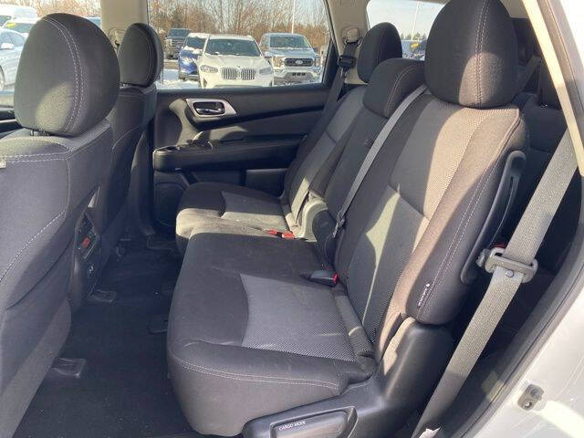 2020 Nissan Pathfinder S