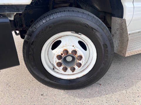 2014 Ford E-Series E-350 SD