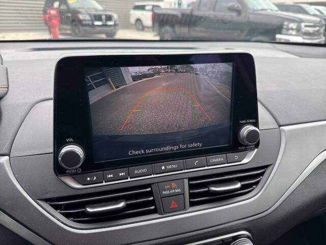 2024 Nissan Altima 2.5 SR