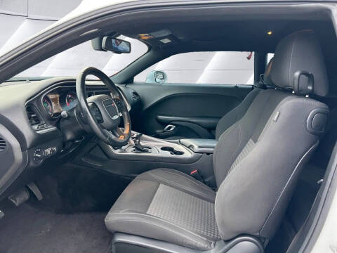 2019 Dodge Challenger SXT