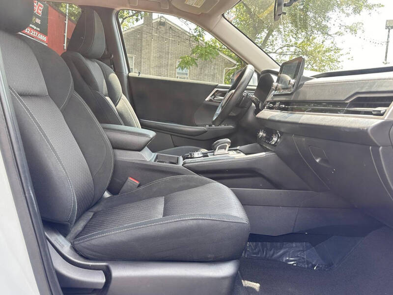 2022 Mitsubishi Outlander ES