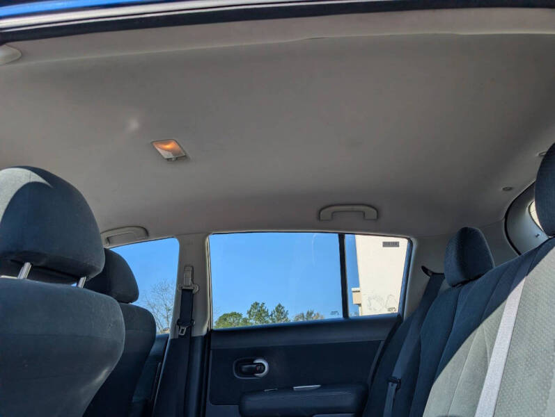 2012 Nissan Versa 1.8 S