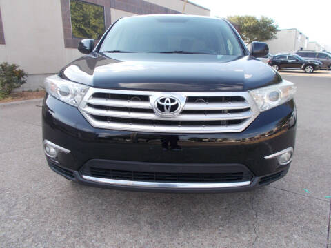 2012 Toyota Highlander for sale at ACH AutoHaus in Dallas TX