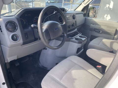 2013 Ford E-Series E-150