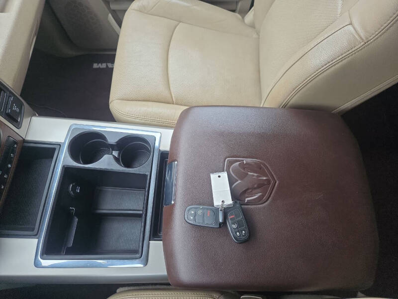 2015 RAM 1500 Laramie