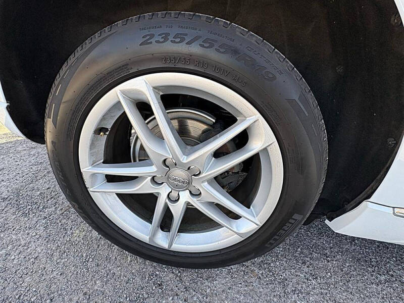 2013 Audi Q5 2.0T quattro Premium Plus