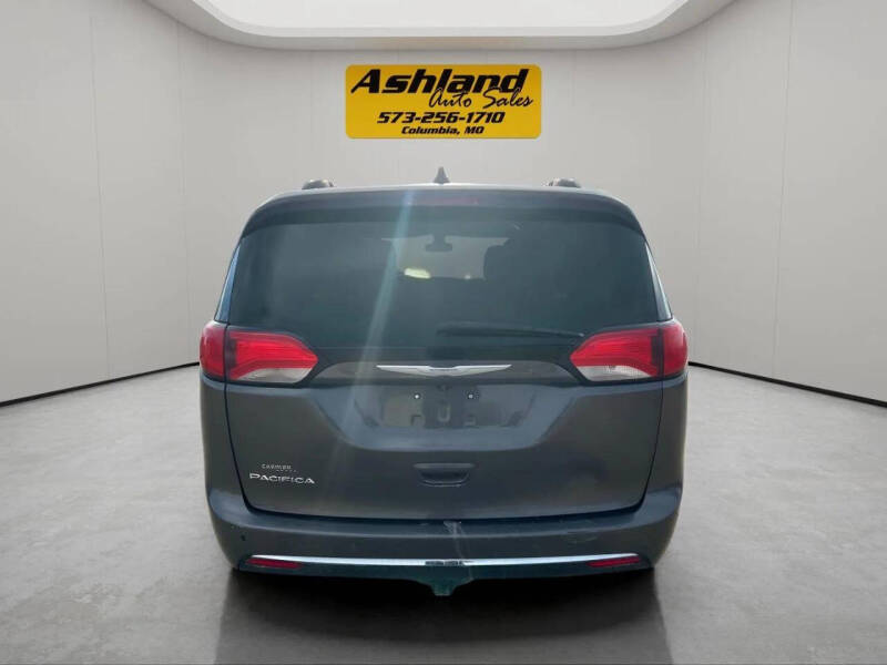 2017 Chrysler Pacifica Touring Plus