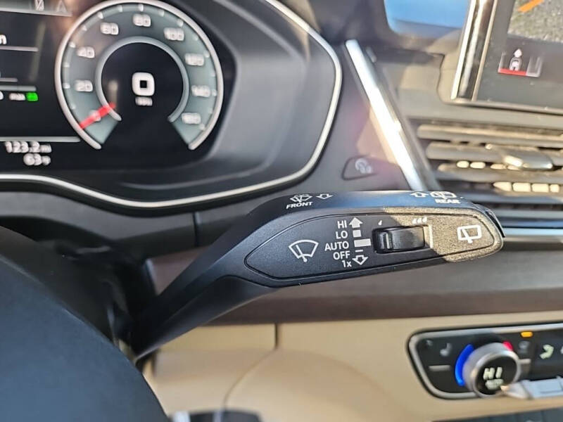 2021 Audi Q5 quattro Premium Plus 45 TFSI