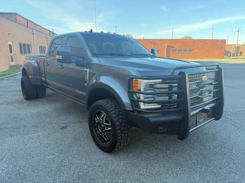 2019 Ford F-450 Super Duty Lariat