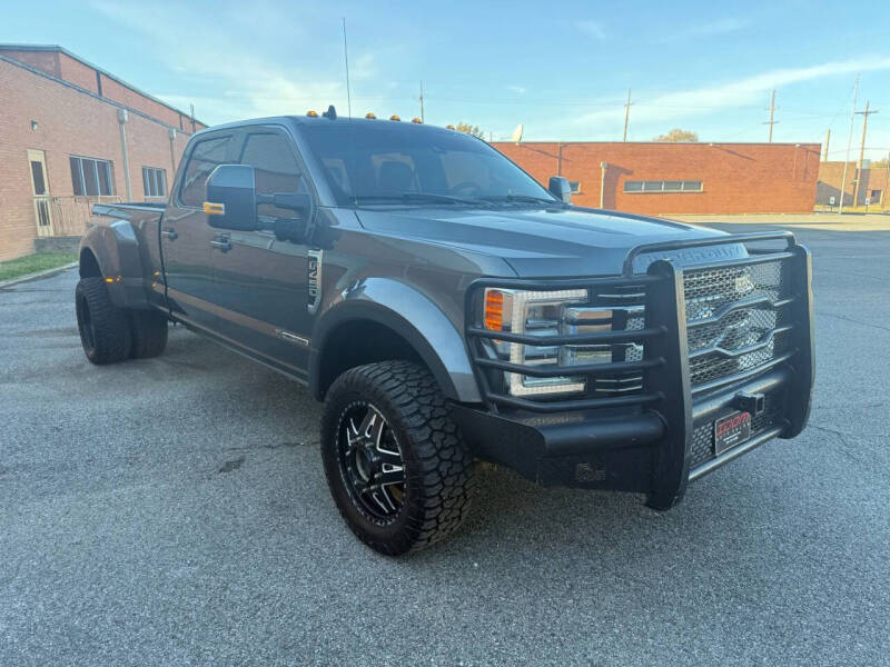 2019 Ford F-450 Super Duty Lariat