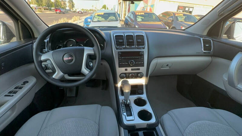 2012 GMC Acadia SL