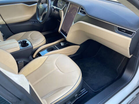 2012 Tesla Model S Performance