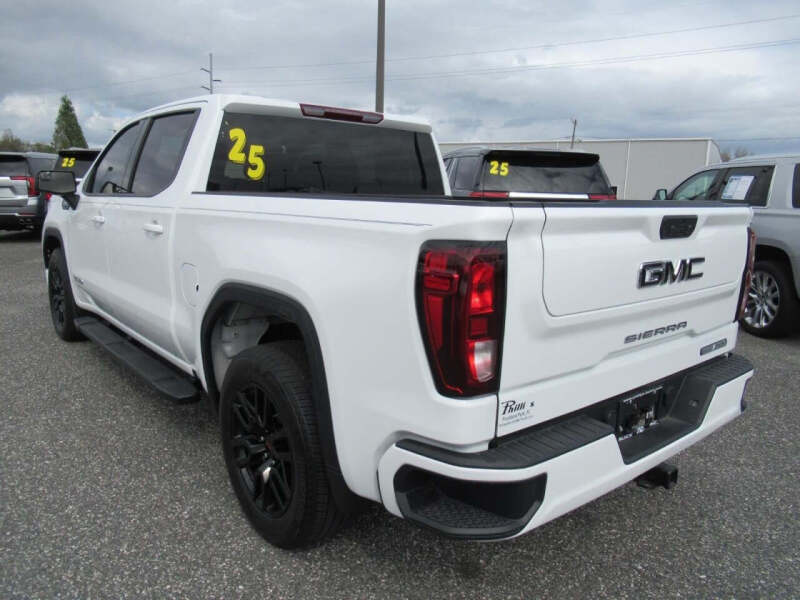 2025 GMC Sierra 1500 Elevation